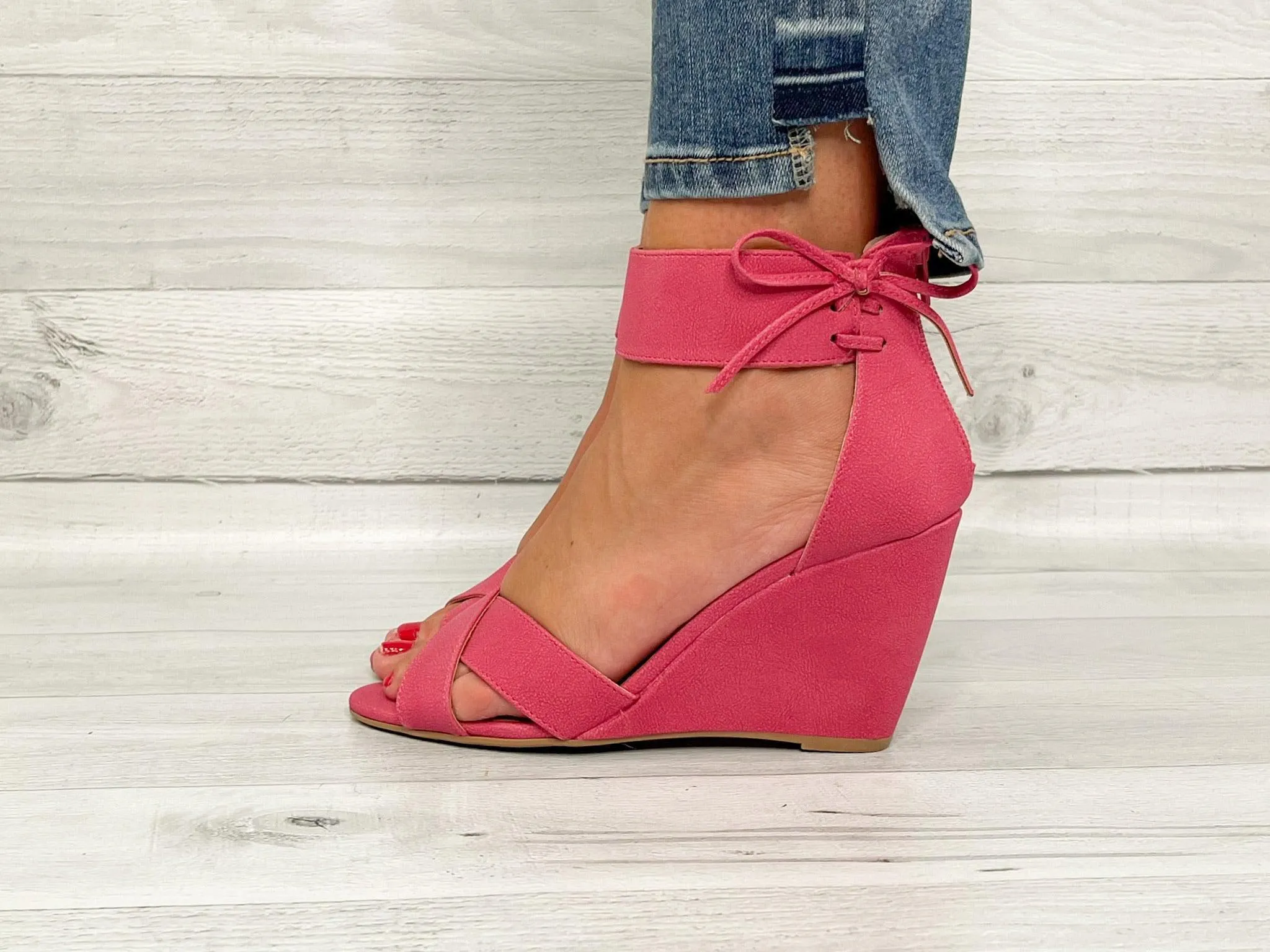 Fuchsia Bow Wedge