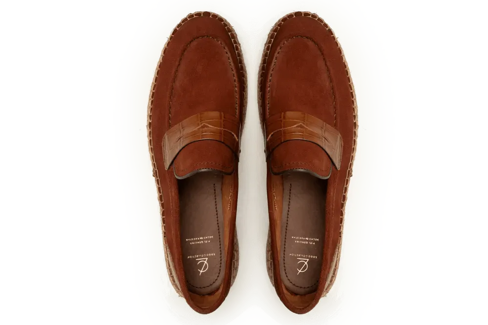 LOGO 11013 TAN