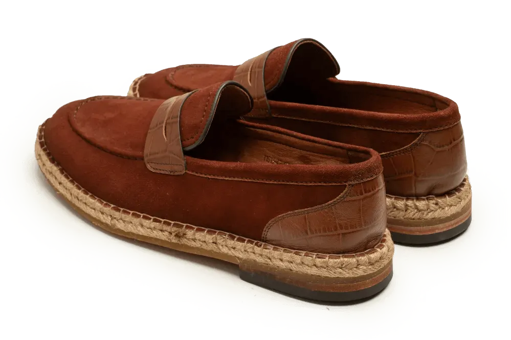 LOGO 11013 TAN