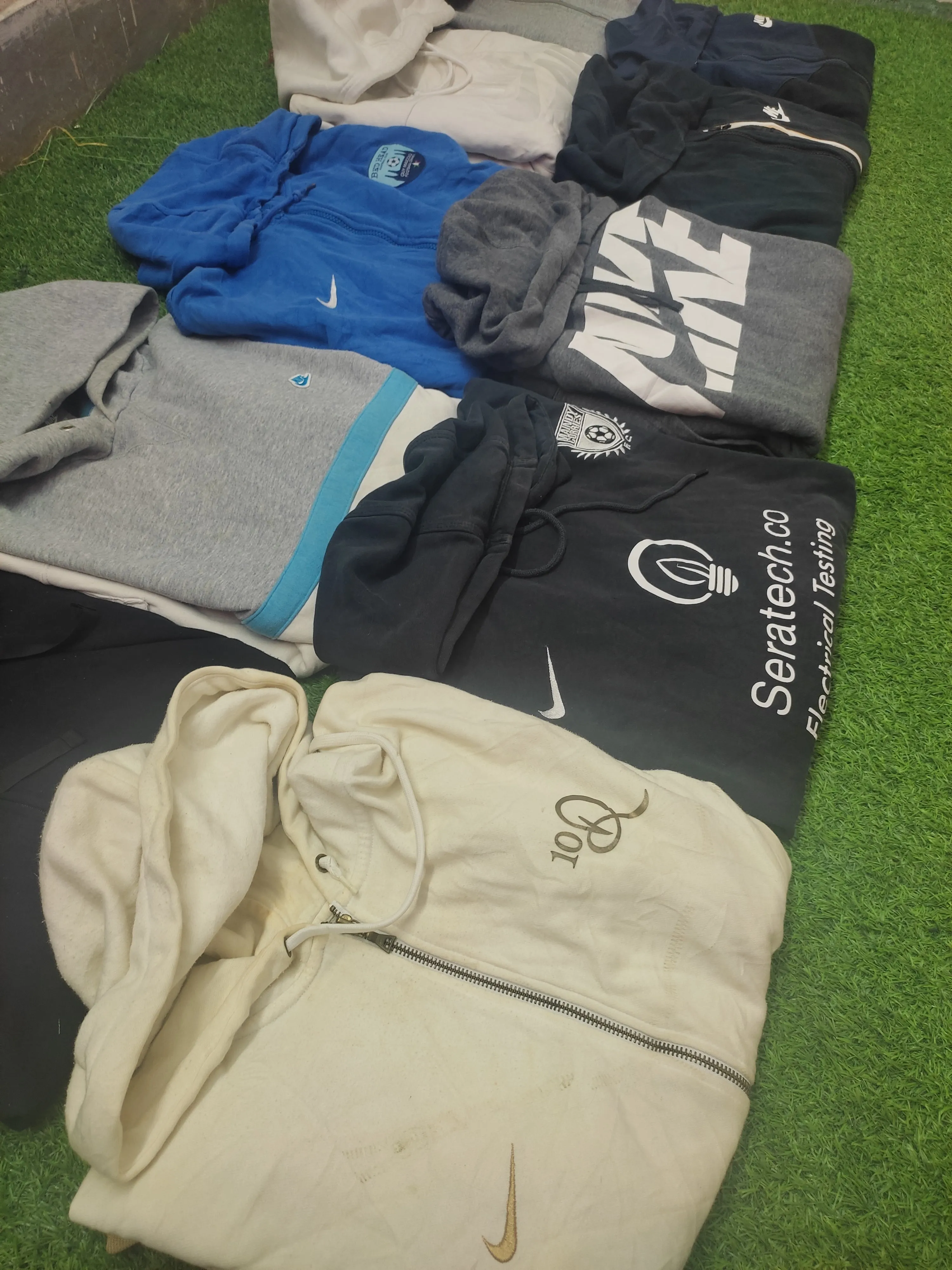 Nike Hoodie 10 pcs - OVR001