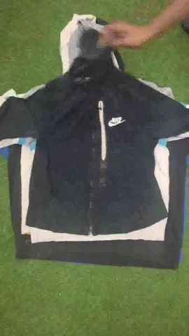Nike Hoodie 10 pcs - OVR001