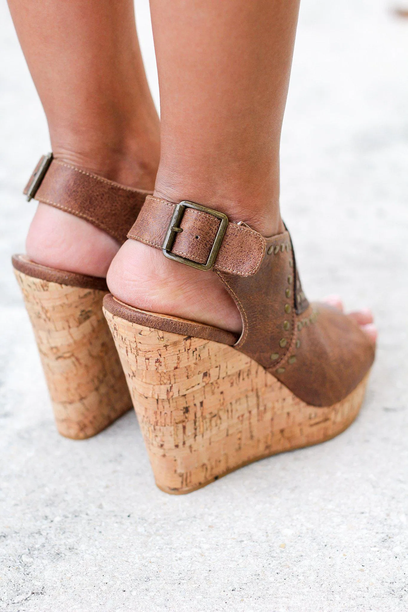Sinni Tan Wedges